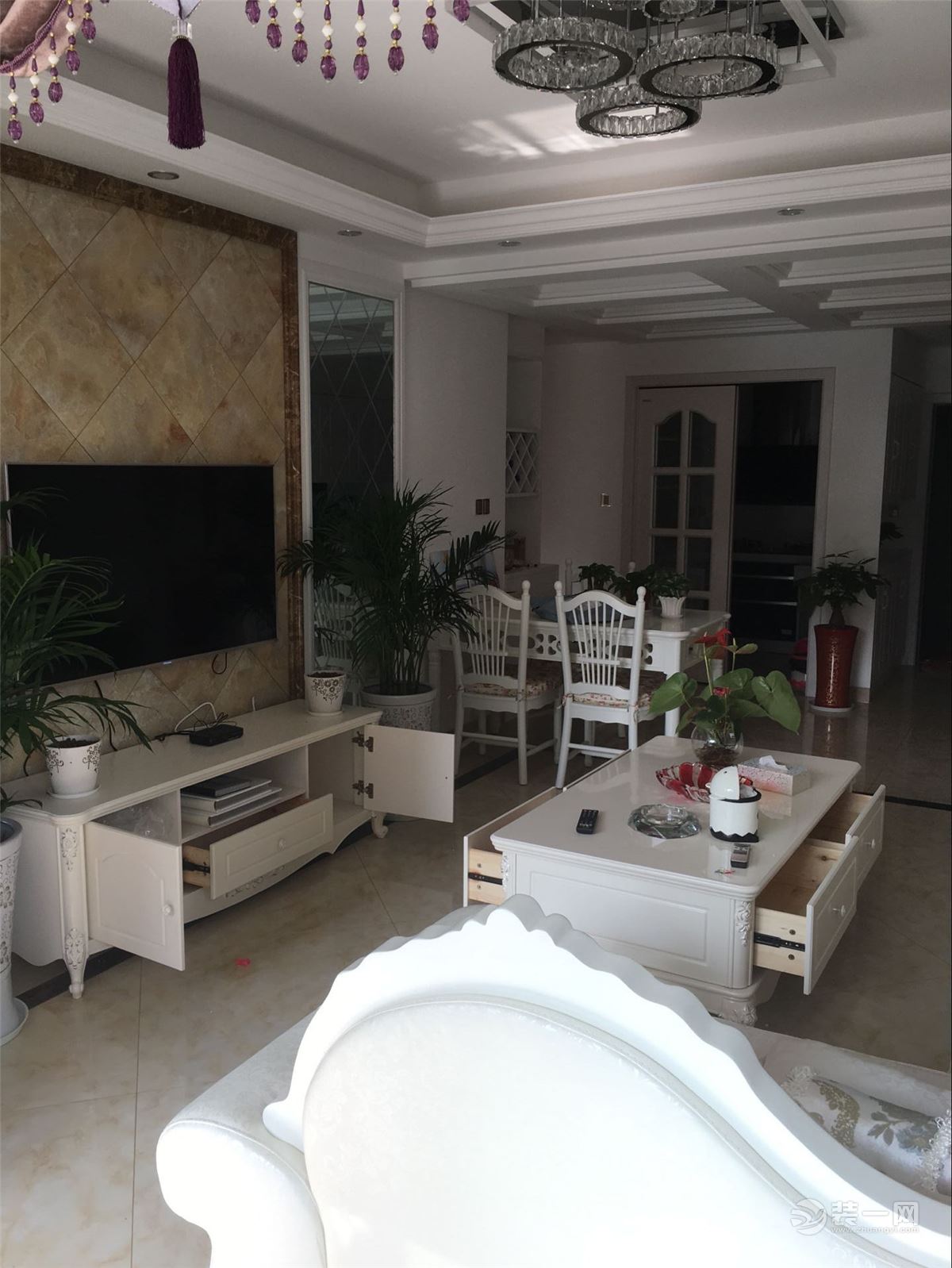 晒无锡富力城实景图,还没有入住,89平三居室新家,现代风10万贵吗?