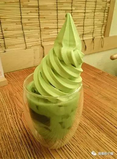 90后男生创业甜品店，2年打造为重庆美女最爱晒朋友圈的聚会场所，电影明星和日本人来偷偷品尝