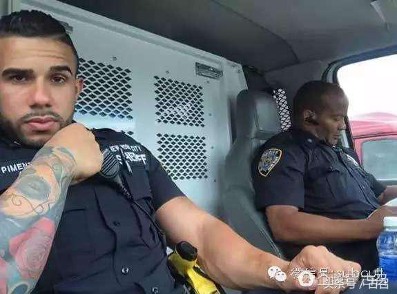 警察允许有纹身吗,有纹身就不能当警察吗