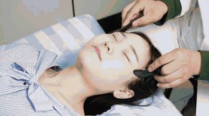 水谷雅子面部刮痧手法完整版,精油面部刮痧正确手法教程