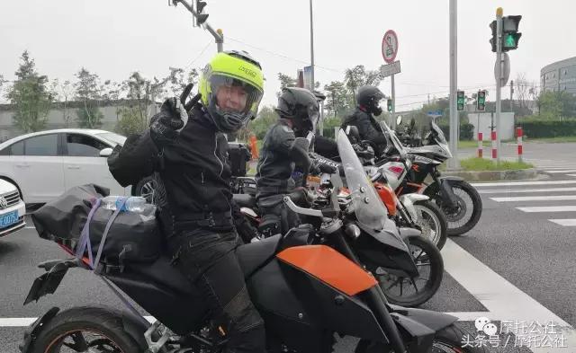 15款ktm690试驾,试驾KTM690Duke