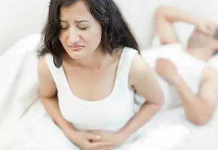 怀孕初期左侧小腹隐痛伴后腰疼痛,怀孕初期左侧小腹酸胀是什么情况