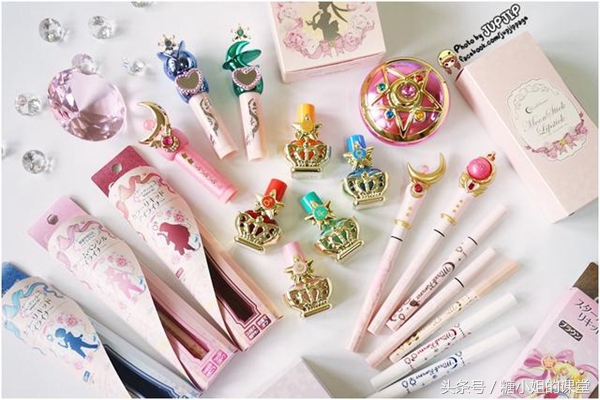 当朋友圈被咸鱼化妆刷刷屏,我想起了那些年我们刷脸用的魔法杖