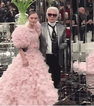 李嫣Style！王菲李亚鹏女儿变身超模05后都出来闯天涯了