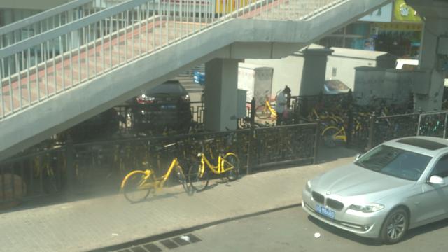 做工精良，做人厚道，押金高难道是摩拜单车成为“老大“的因素？没错