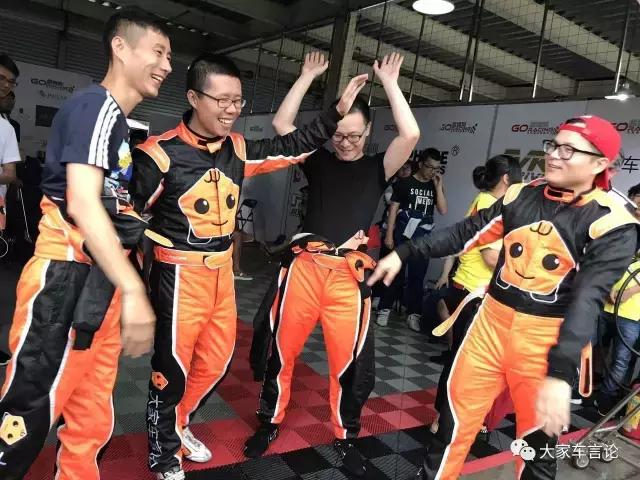 雨天上演速度与激情,雨天挑战马拉松