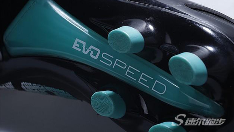 足球鞋对膝盖的危害,mg足球鞋为什么会伤膝盖