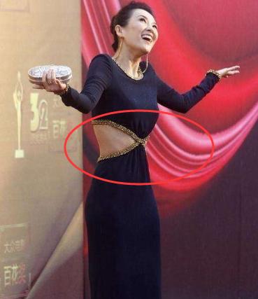 范冰冰黑裙图片欣赏,范冰冰丸子头露肩黑裙