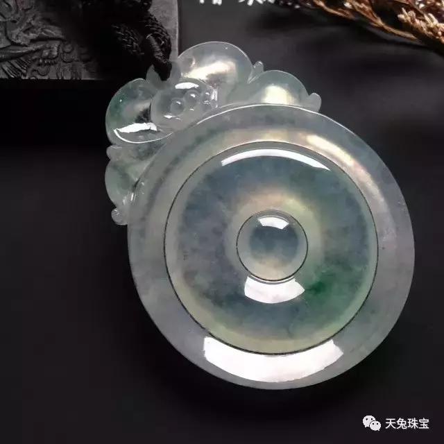 翡翠雕刻太阳轮的寓意,翡翠雕刻锦灰堆的寓意