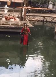 小哥，你这样做太没道德了，你微信多少，加我下