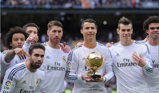 C罗，从一无所有的贫困少年到名满天下的世界足坛第一人的艰辛励志路：莫欺少年穷，苦难只会让我更强大