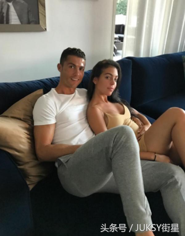 c罗发文乔治娜怀上了双胞胎,C罗晒与大儿子合影