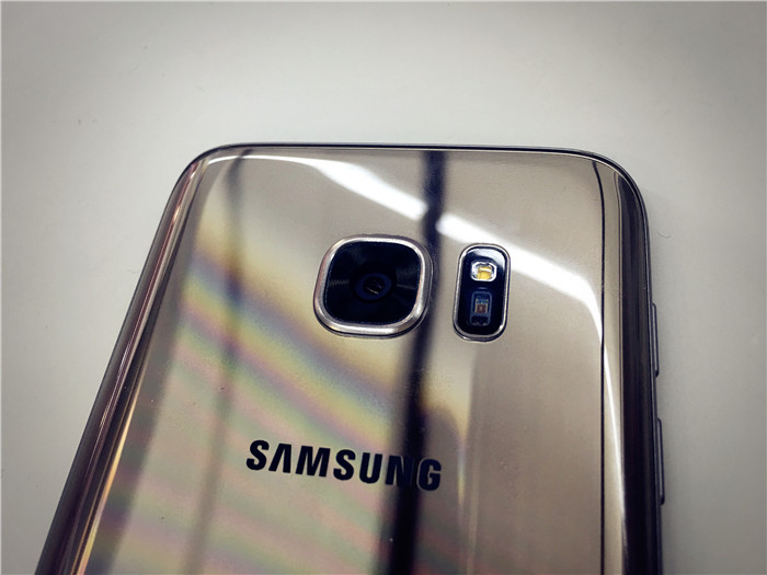 三星s7手机背面,三星s7国行版处理器