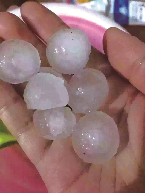 下冰雹贵阳哪里最严重,直击贵阳冰雹