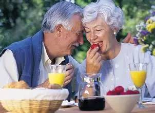 春季烂嘴角是怎么回事,春天烂嘴角怎样去火