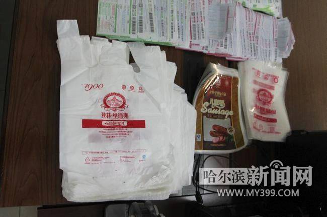 「提醒」转基因散装豆油冒充“九三非转基因”每箱便宜八九块｜市场九块五一斤上货，谎称“里道斯”上淘宝卖了近万单