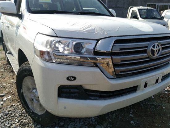 港口兰德酷路泽黑色,港口丰田兰德酷路泽4500柴油版