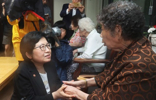 安倍最新消息新闻报道,安倍晋三全球评论