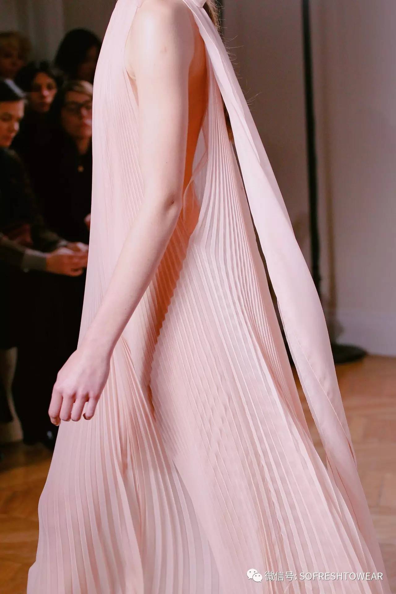 好看平价又好穿的衣服,比较平价好穿的衣服