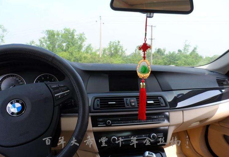 寓意好的车上挂件,汽车挂什么挂件寓意好
