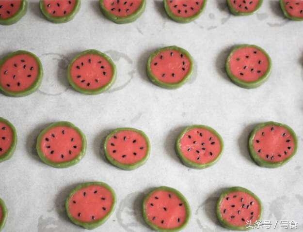 西瓜解暑的正确吃法,冰镇西瓜的100种吃法