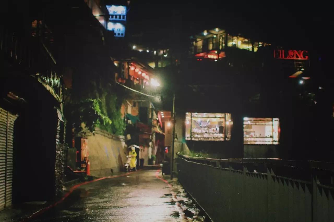 九份，世界如此之大，我却能幸运地遇见你，注定羁绊一生……