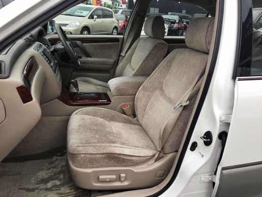 majesta皇冠进口,第九代丰田皇冠majesta多大尺寸