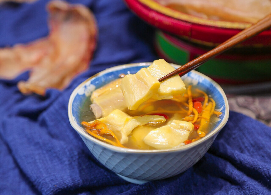 虫草花番茄排骨汤做法,美味营养海参汤