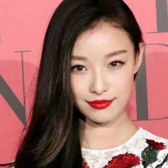 十大必买口红色号秋冬系列,今年最流行的两款口红颜色