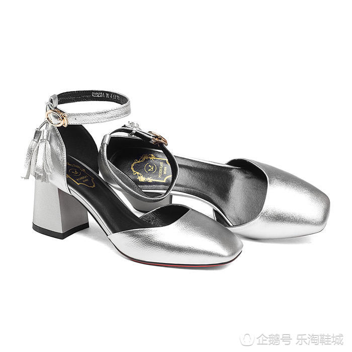 各种脚型与鞋子的搭配,根据脚型选择鞋子维语版