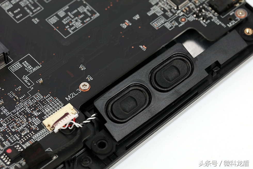 商务设计游戏两不务MSI银色战舰PE627RD-1251CN评测