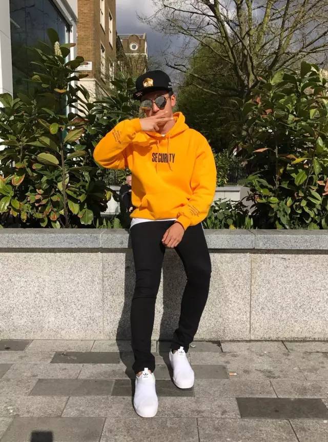 不惧欧美高手“围剿”，这位来自中国的18岁大男孩，刮起一阵阵中国旋风