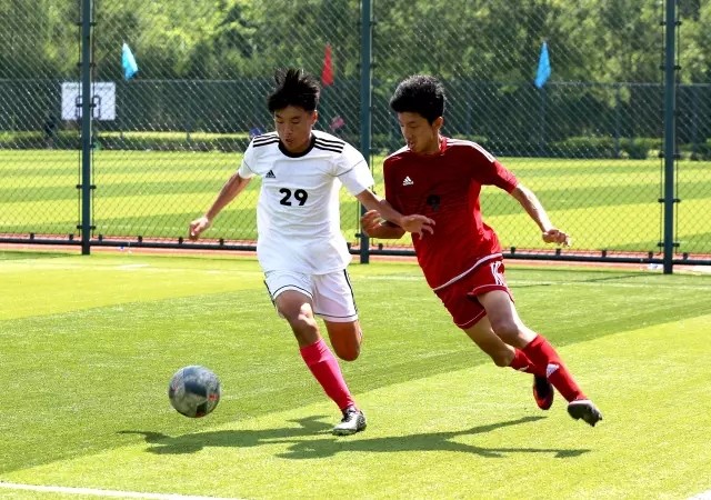 麓山国际实验学校足球队全国冠军,湖南长沙小学生足球联赛梅溪湖