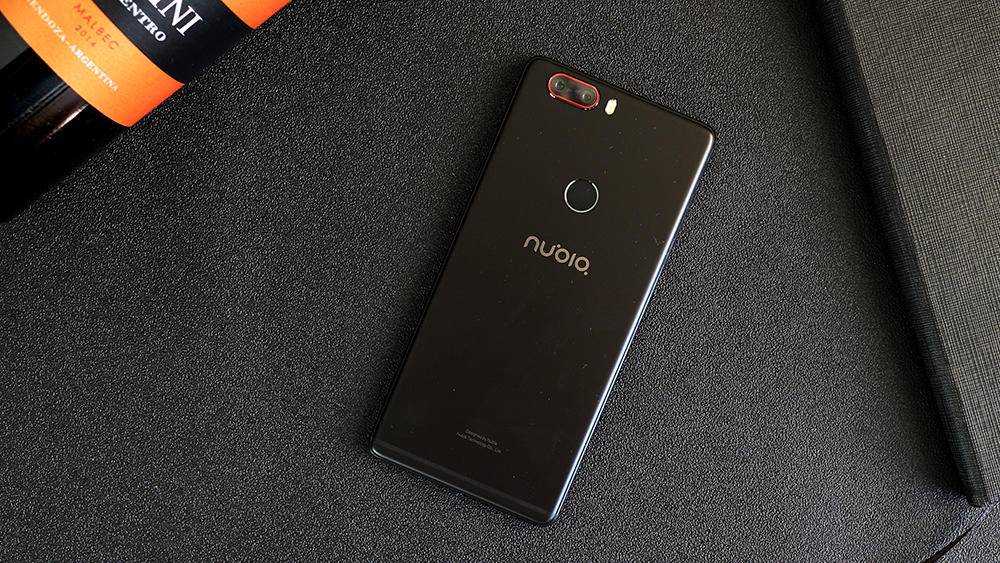 努比亚z17无边框什么颜色,努比亚Z17测评