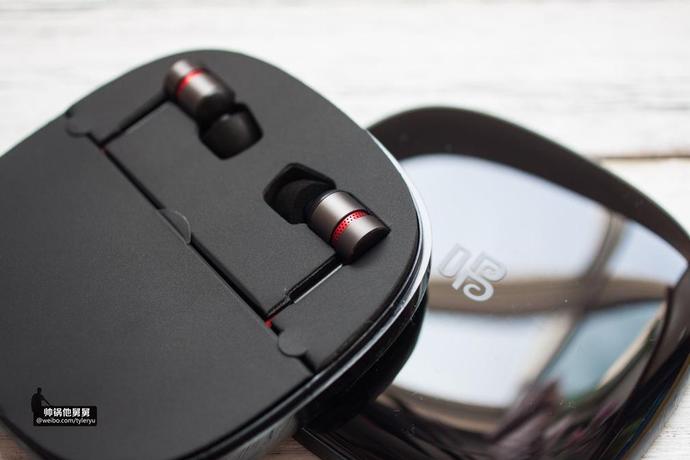 为K歌而生唱吧BANG三单元圈铁耳机