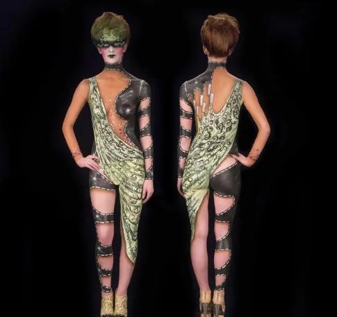 他们“穿上”画好的衣服,你能看出来吗?