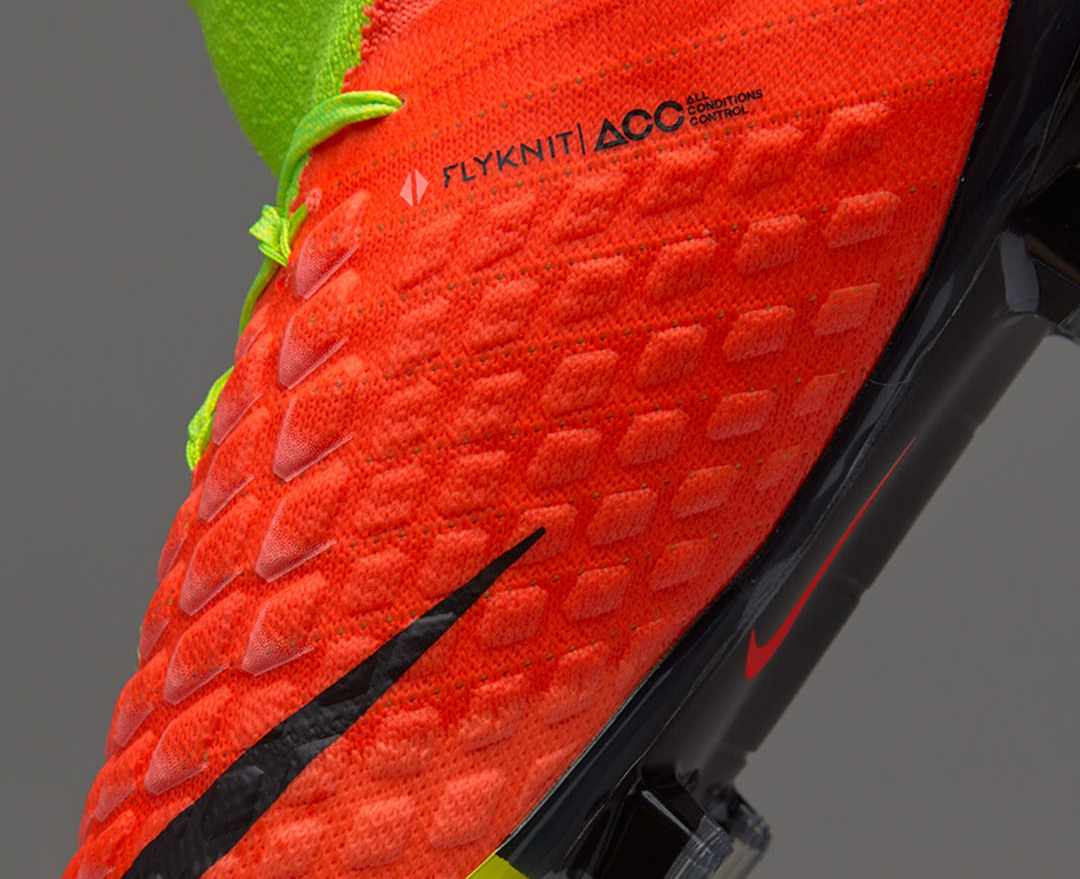 欧洲5大联赛穿的什么足球鞋,比较适合中锋射手的足球鞋