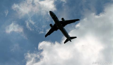 带小宝宝坐飞机有什么要求,带9个月小宝宝坐飞机注意什么