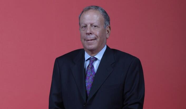 NBA早报:球哥因伤将缺席夏联决赛,火箭老板亚历山大决定出售球队,皮尔斯将以绿军球员身份退役