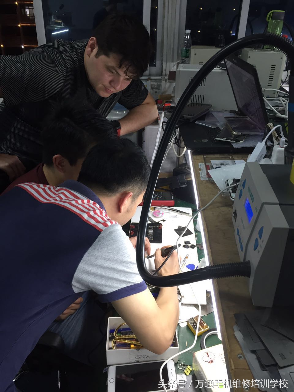 手机维修正确方法,手机维修技巧和方法视频教程