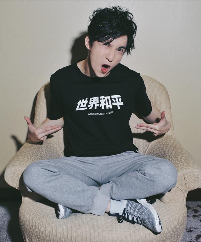 2017十大中国男明星人气排名,国民公认最帅男明星