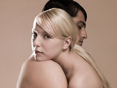 17岁女孩肚子变大了是怎么回事,14岁女孩肚子变大有时候疼