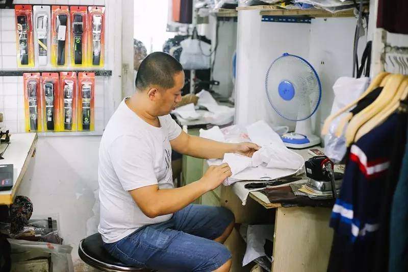 武汉改衣服便宜好看的店,武汉哪里有改衣服改得比较好的店