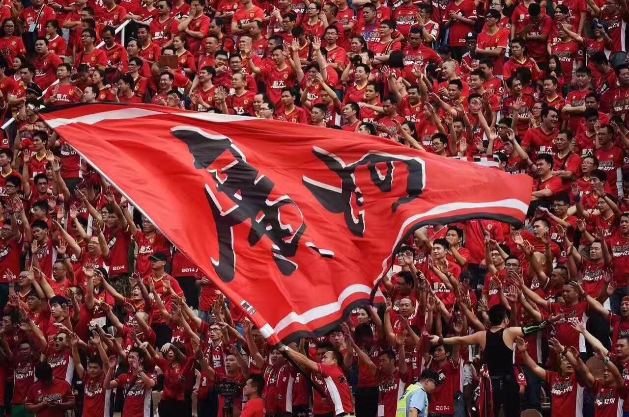 跟着十二卫征服上海滩双雄，中超亚冠连轴看