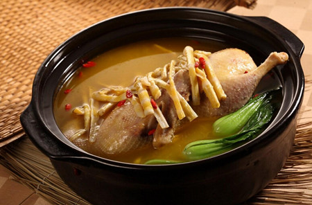 煲汤锅紫砂好还是陶瓷锅好,陶土锅和陶瓷锅哪个煲汤好