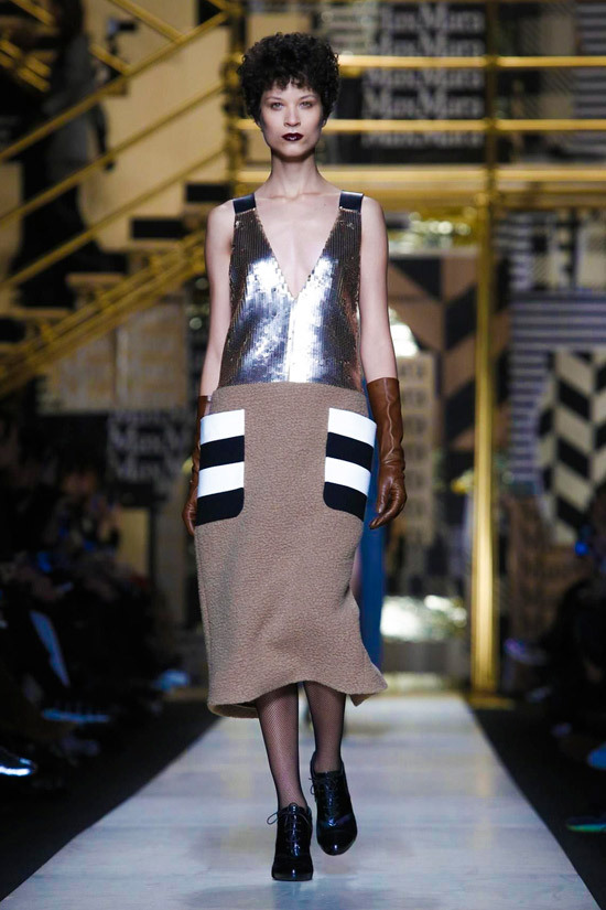 maxmara秀场视频完整版,走秀maxmara