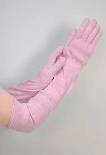 美肤记丨这样睡觉，胜过涂100瓶眼霜