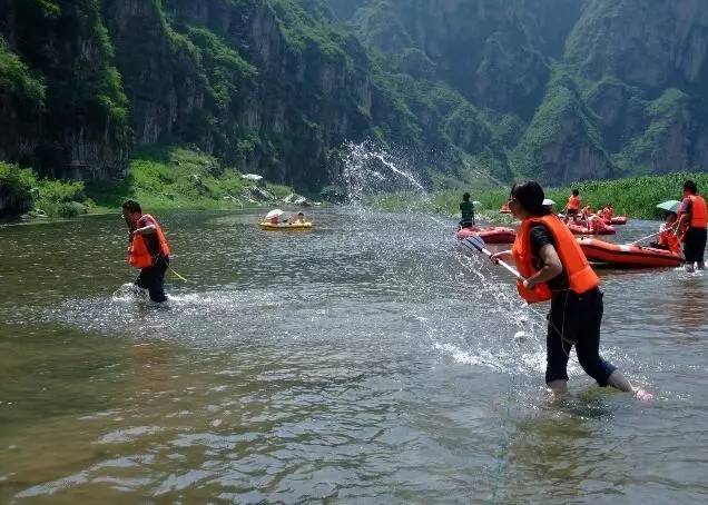 暑假生活这才是童年真实的样子,小时候你们是怎么过暑假的