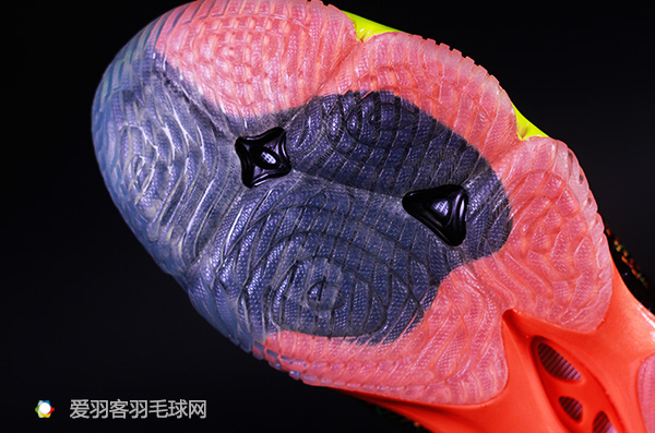 李宁eazgourban跑步鞋测评,李宁变色龙ranger4.0测评