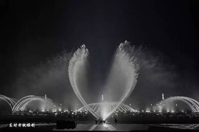 大连东港音乐喷泉图片高清,大雁塔音乐喷泉水舞光影
